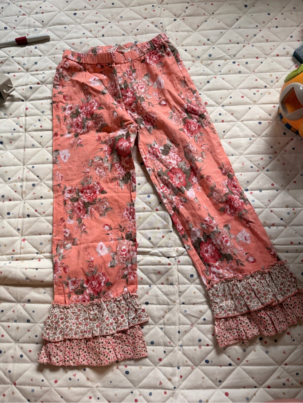Free Planet Coral Floral Ruffle-Hem Girls Pants